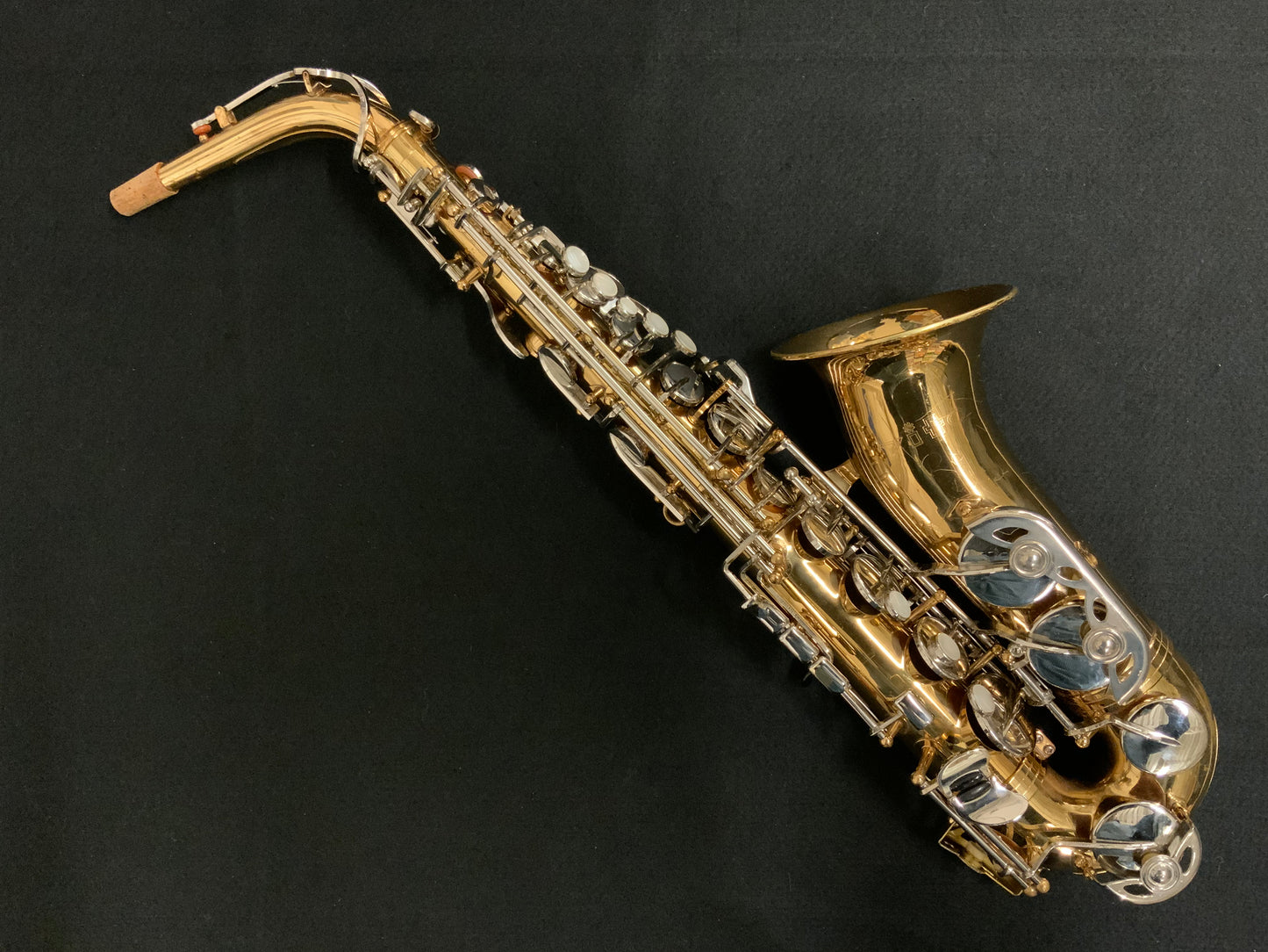 Vito Student Model Alto Saxophone (used, good condition)