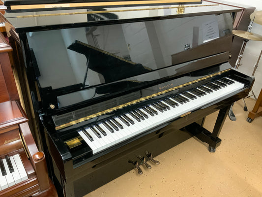 Samick SU-121A Black Upright Piano