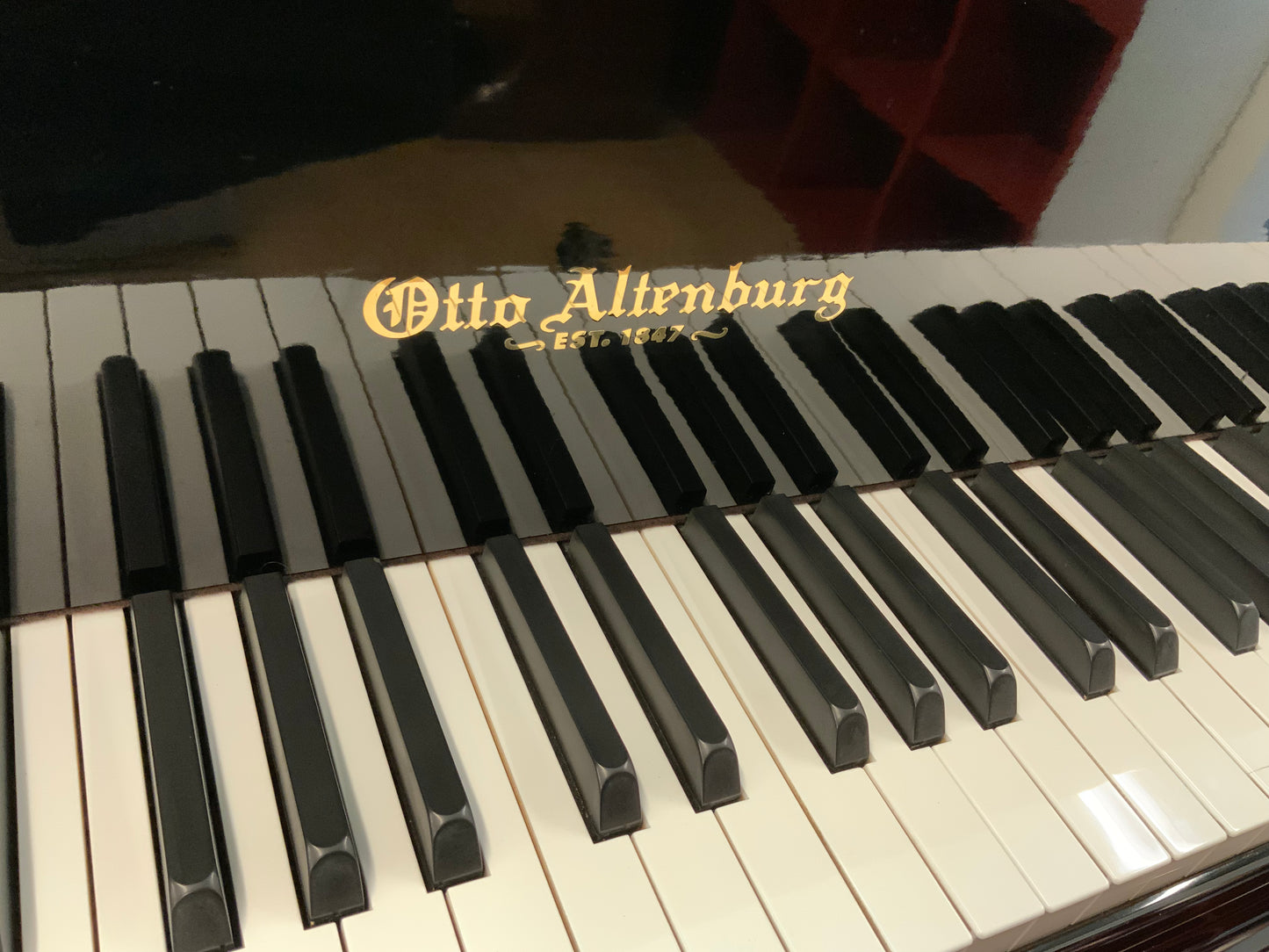 Otto Altenburg OA-047 Grand Piano